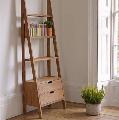 Стеллаж из дерева на заказ