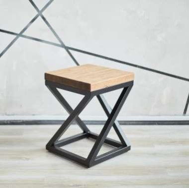 Стулья и табуреты в стиле лофт